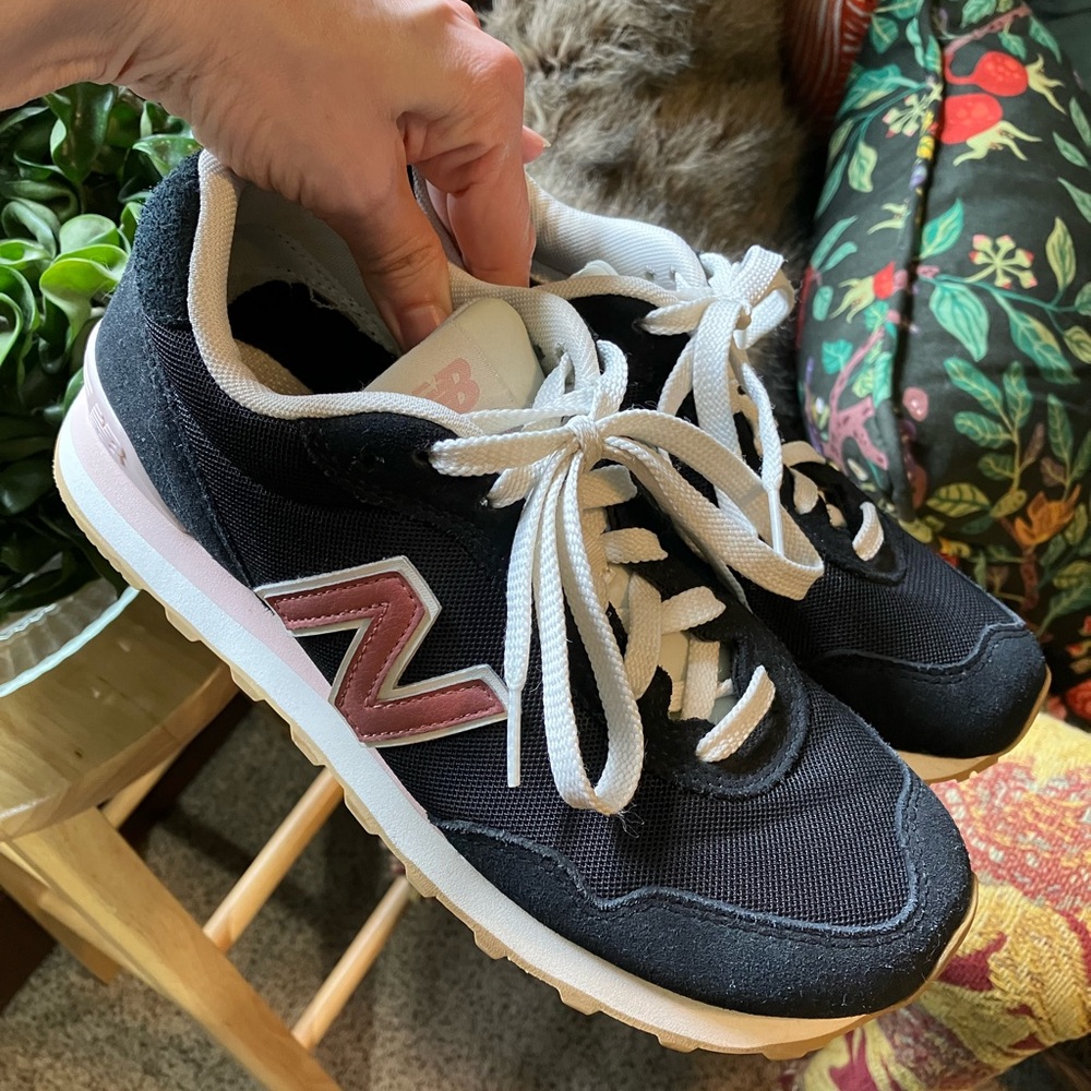 New Balance 515 Women's Black and Mauve Sneakers Sz. 8.5 Women’s Athletic Shoes